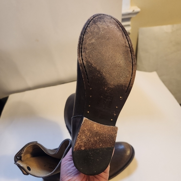 Frye boots size 7 in EUC - Picture 5 of 10